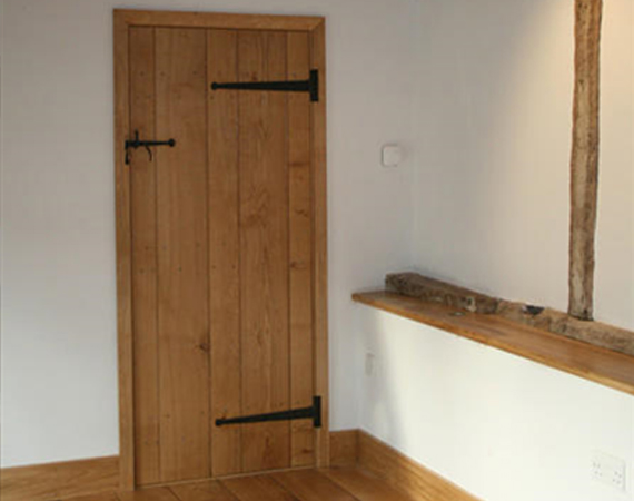 Classic Oak Plank Doors