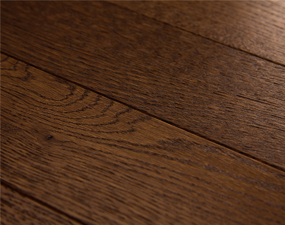 Textured Polished Oak Parquet Flooring