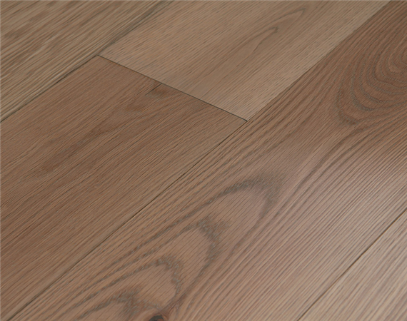 Kyrr Oak Plank Flooring